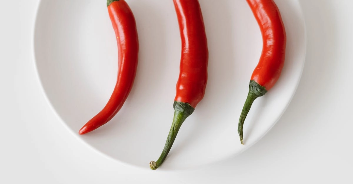 Красный острый перец чили как символ природной интенсивности и остроты